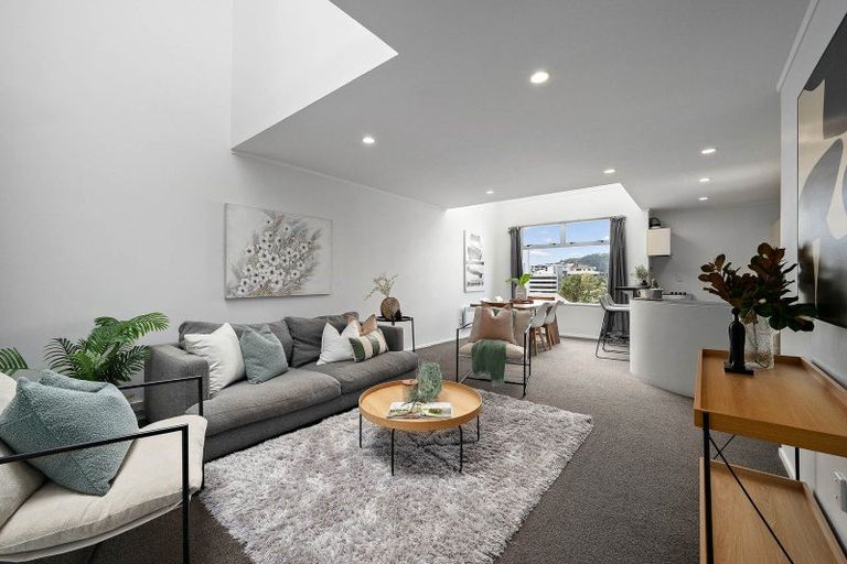 Photo of property in Fernhill Flats, 5/324 The Terrace, Te Aro, Wellington, 6011