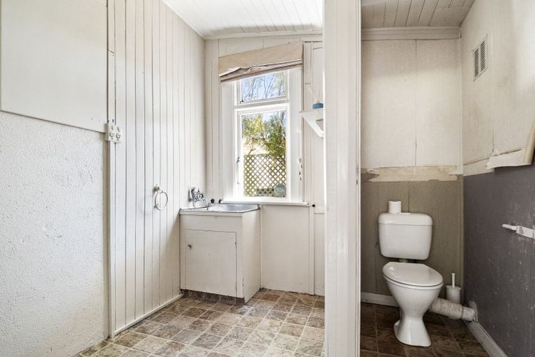 Photo of property in 269 Ravensbourne Road, Ravensbourne, Dunedin, 9022