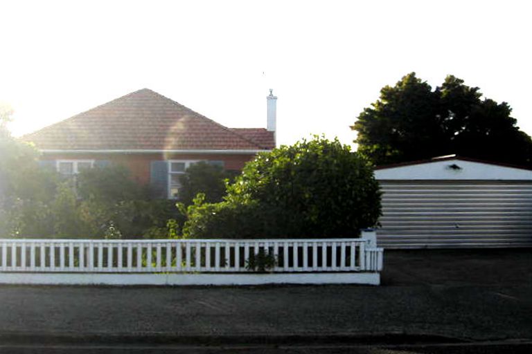 Photo of property in 7 Cambridge Street, Hampstead, Ashburton, 7700