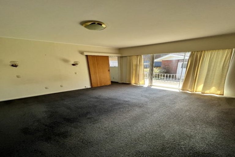 Photo of property in 15 Law Street, Torbay, Auckland, 0630
