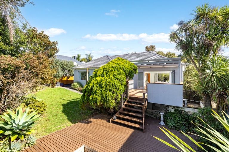 Photo of property in 192 Lake Road, Belmont, Auckland, 0622