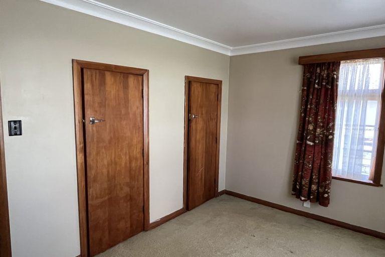 Photo of property in 1010 Tremaine Avenue, Roslyn, Palmerston North, 4414