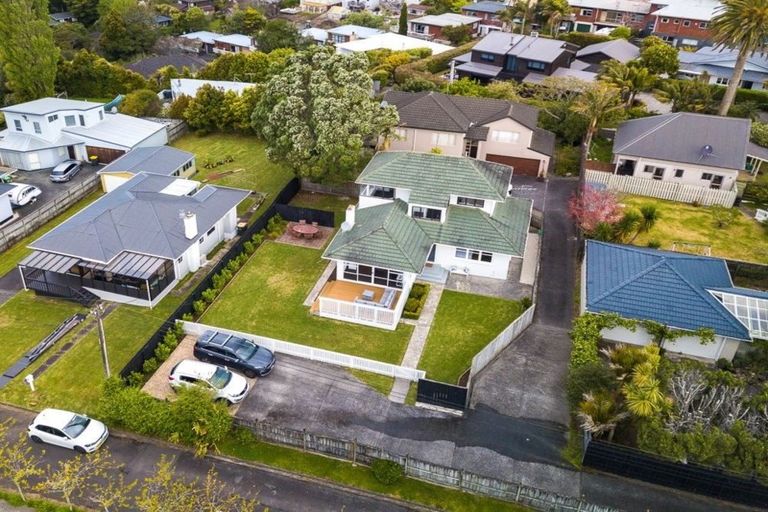Photo of property in 1/25 Waipa Street, Birkenhead, Auckland, 0626