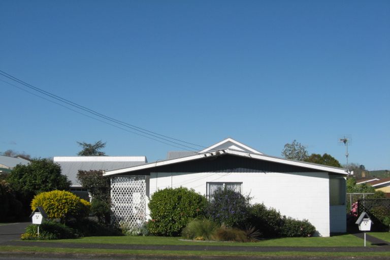 Photo of property in 44 Hakanoa Street, Huntly, 3700