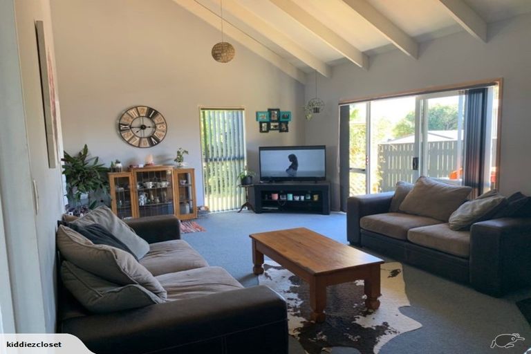 Photo of property in 20 Gardenia Avenue, Bell Block, New Plymouth, 4312
