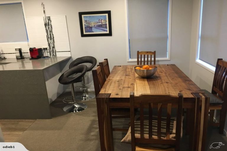 Photo of property in 1 Babington Place, Torbay, Auckland, 0630