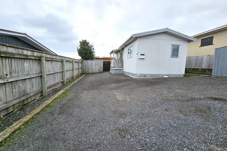 Photo of property in 10a Paritutu Road, Spotswood, New Plymouth, 4310