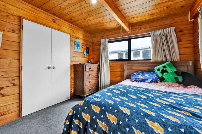 Photo of property in 11 Erica Place, Bell Block, New Plymouth, 4312