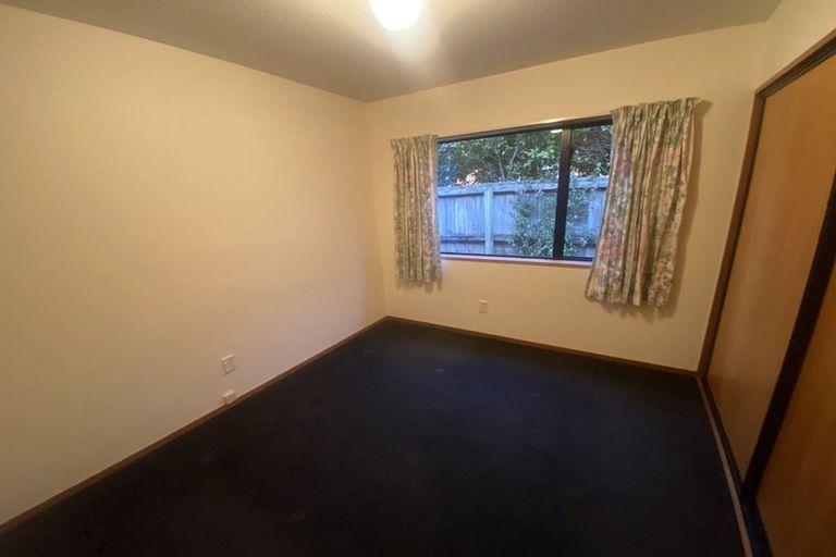 Photo of property in 28b Inglewood Place, Avonhead, Christchurch, 8042