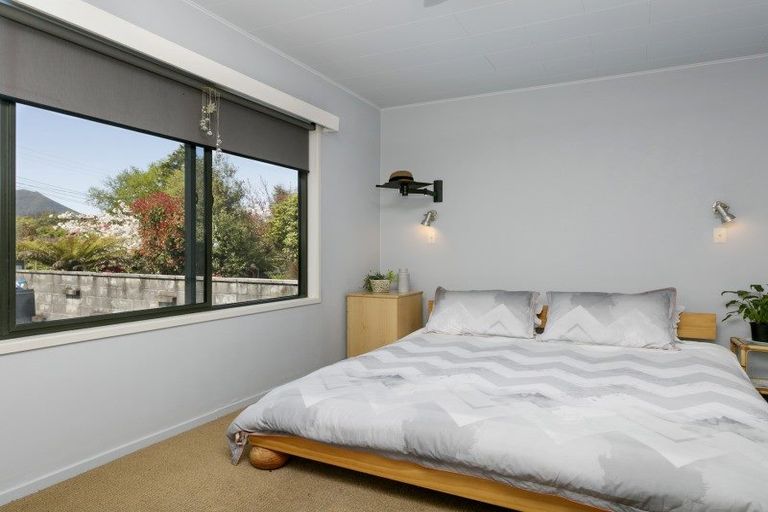 Photo of property in 69 Taharepa Road, Hilltop, Taupo, 3330