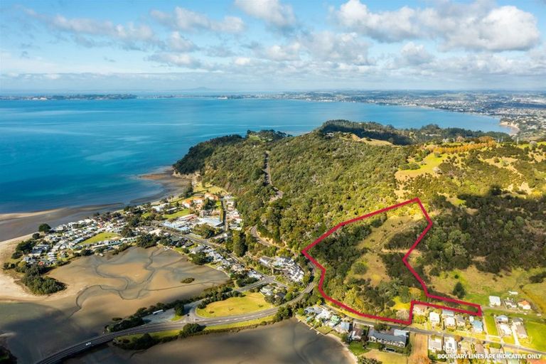 Photo of property in 18 Weranui Road, Waiwera, Orewa, 0994