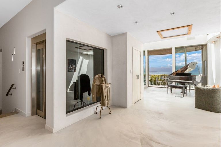 Photo of property in 66 Onslow Road, Khandallah, Wellington, 6035