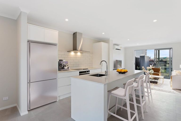 Photo of property in 5 Tarakoi Road, Hobsonville, Auckland, 0616