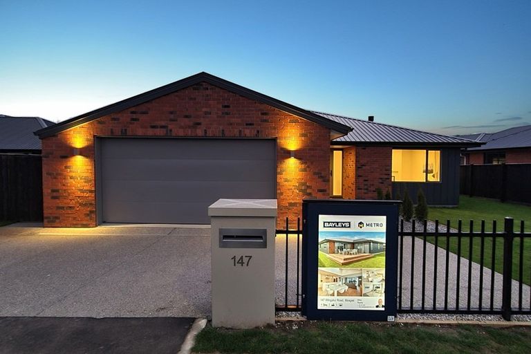 Photo of property in 147 Wingatui Road, Mosgiel, 9024