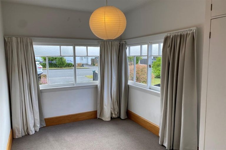 Photo of property in 18 Allard Street, Edgeware, Christchurch, 8013