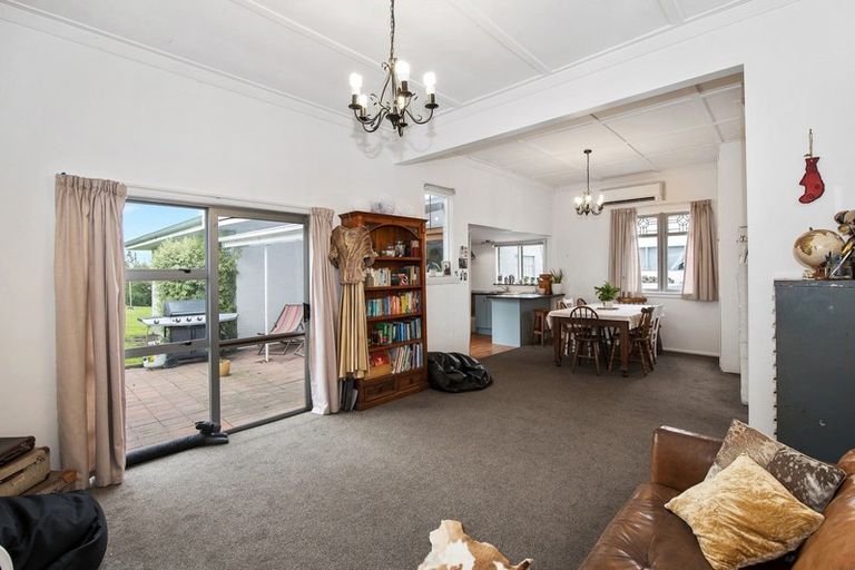 Photo of property in 17 Mersey Street, South Hill, Oamaru, 9400