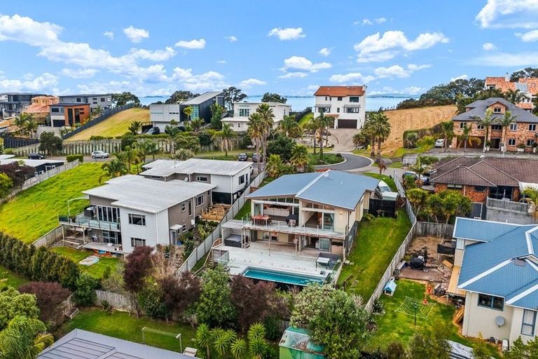 Photo of property in 26 Hawaiian Parade, Arkles Bay, Whangaparaoa, 0932
