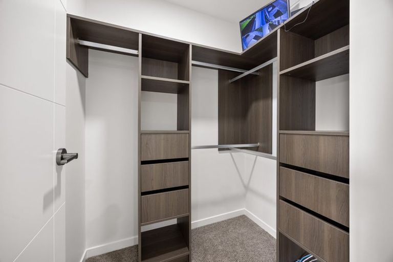 Photo of property in 35 Park Green Avenue, Rosehill, Papakura, 2113