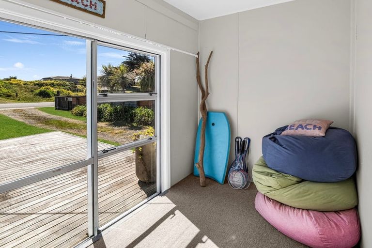 Photo of property in 86 Rua Avenue, Waitarere Beach, Levin, 5510