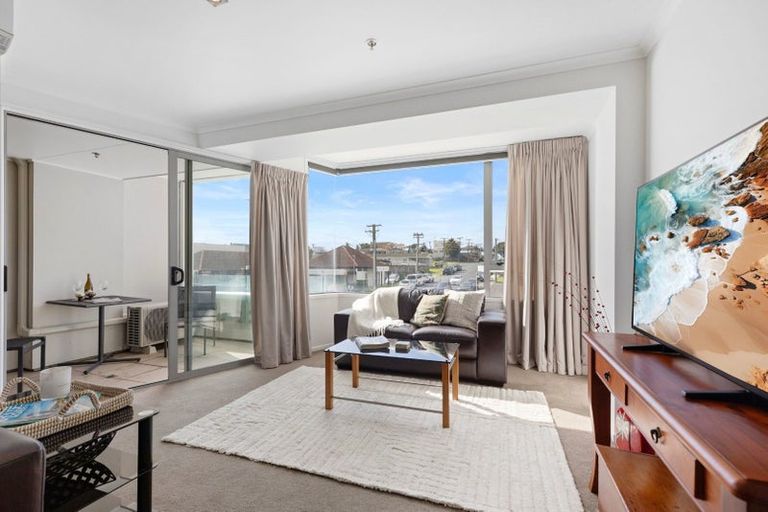 Photo of property in Algarve Apartments, 109/332 Maunganui Road, Mount Maunganui, 3116