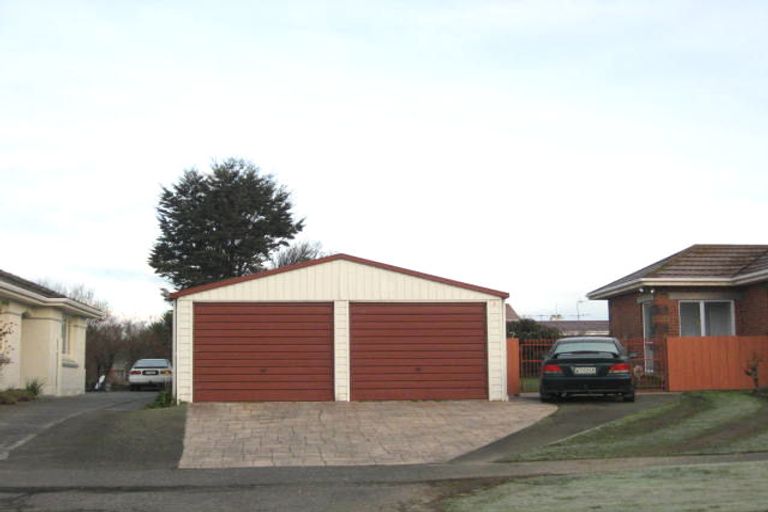 Photo of property in 1 Dyson Street, Strathern, Invercargill, 9812