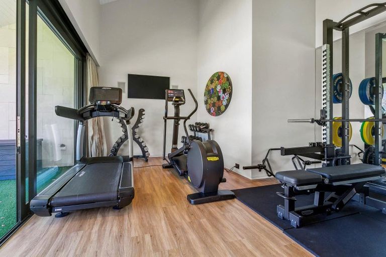 Photo of property in 23-27 Lake View Road, Takapuna, Auckland, 0622