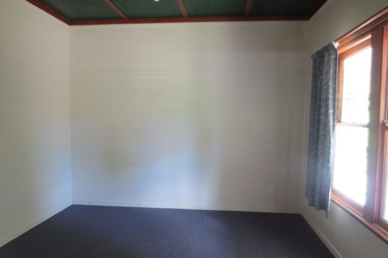 Photo of property in 19 Colombo Street, Hokowhitu, Palmerston North, 4410