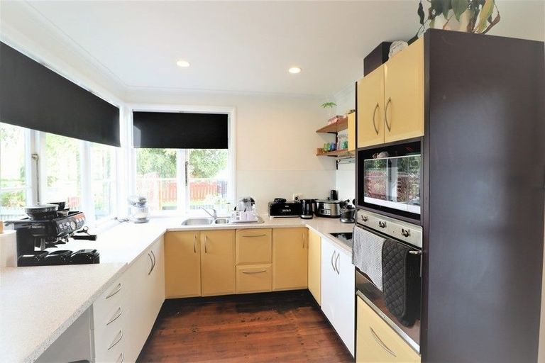 Photo of property in 70 Peat Place, Whanganui, 4500