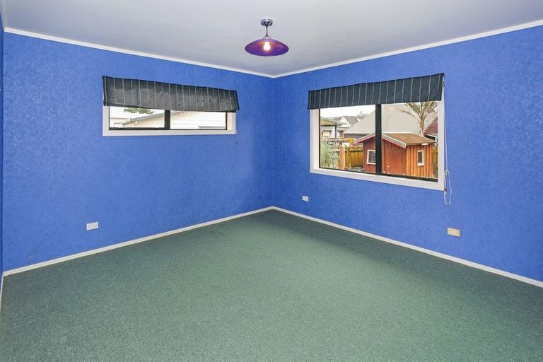 Photo of property in 4 Vela Place, Clarks Beach, 2122