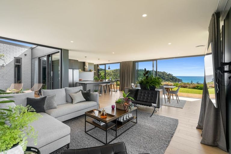 Photo of property in 7 Mason Rise, Tairua, 3508