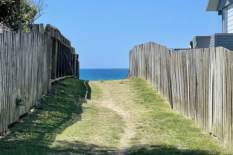 Photo of property in 161 Karewa Parade, Papamoa Beach, Papamoa, 3118