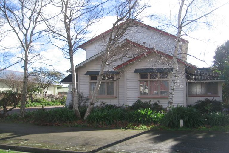 Photo of property in 11 Stanley Avenue, Palmerston North, 4414