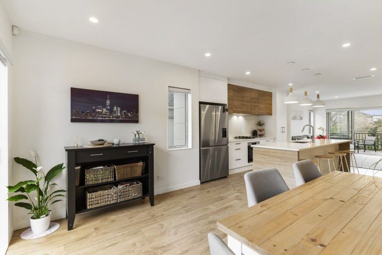 Photo of property in 163 Bonair Crescent, Silverdale, 0932