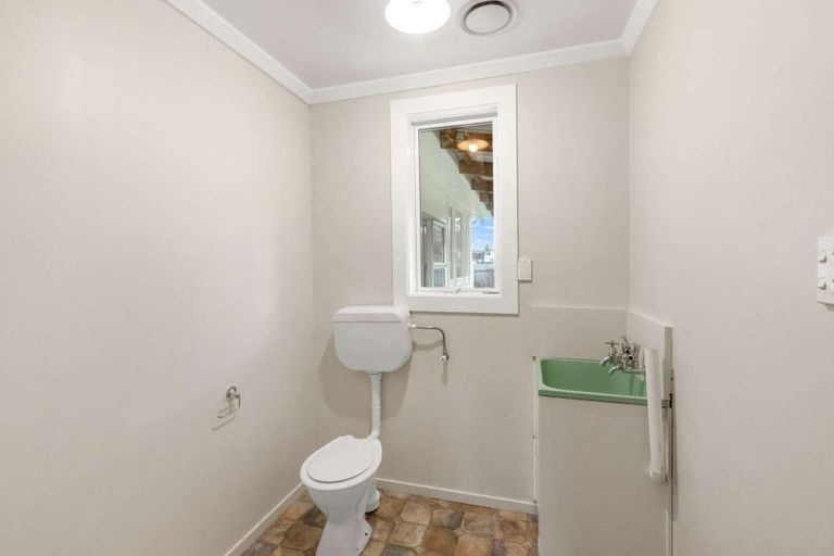 Photo of property in 20 Herbert Street, Gore, 9710