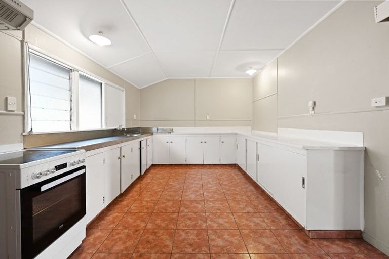 Photo of property in 211 Cambridge Road, Hillcrest, Hamilton, 3216