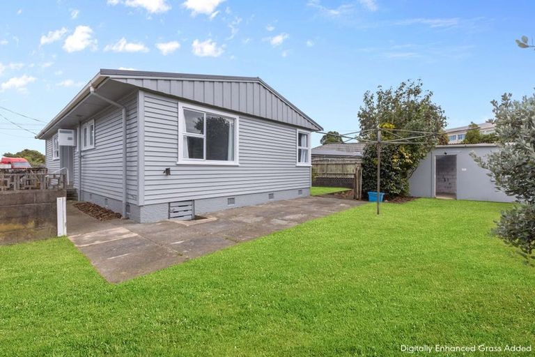 Photo of property in 31 Trafalgar Street, Westown, New Plymouth, 4310