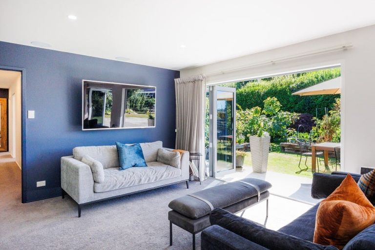 Photo of property in 16 Mudgway Place, Awapuni, Palmerston North, 4412