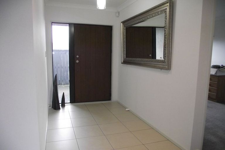 Photo of property in 19 Clearview Drive, Milson, Palmerston North, 4414