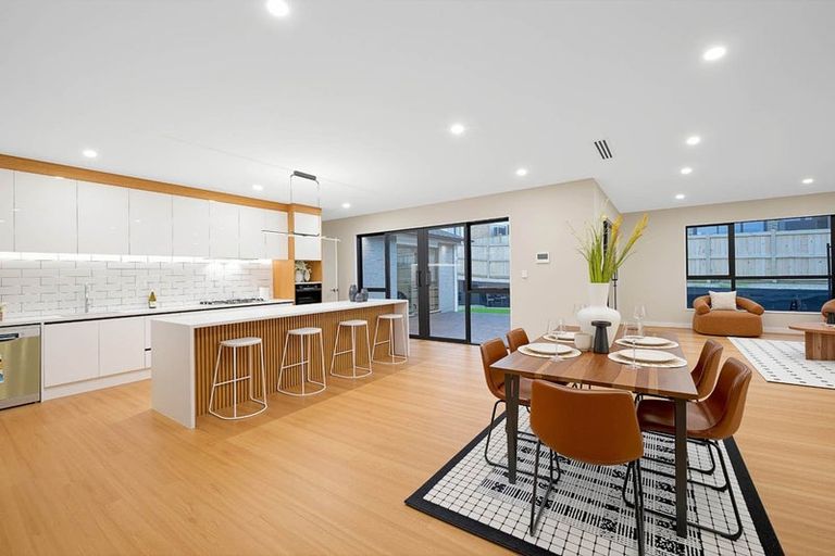 Photo of property in 28 Katote Avenue, Swanson, 0614