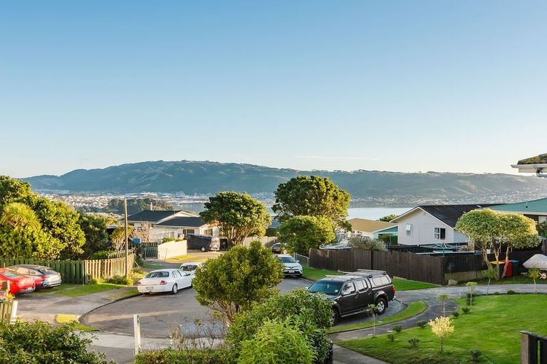 Photo of property in 7 Livet Place, Papakowhai, Porirua, 5024