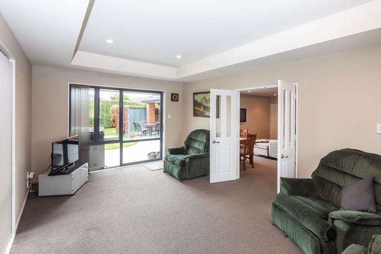 Photo of property in 42 Burbank Drive, Aidanfield, Christchurch, 8025