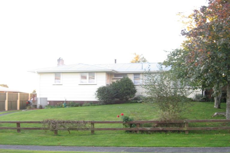 Photo of property in 26 Ngatuku Place, Tokoroa, 3420