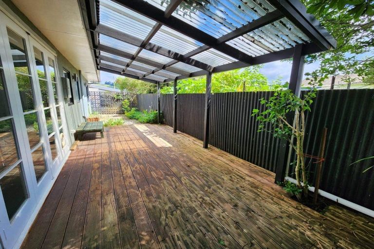 Photo of property in 3 Queen Street, Aramoho, Whanganui, 4500