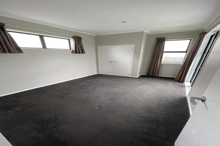 Photo of property in 11 Mauku Lane, Greenhithe, Auckland, 0632