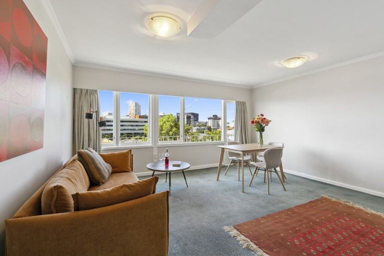 Photo of property in 31/125 Grant Road, Thorndon, Wellington, 6011