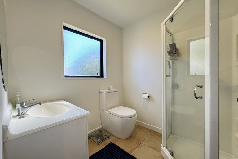 Photo of property in 36 Kentwood Drive, Woodridge, Wellington, 6037