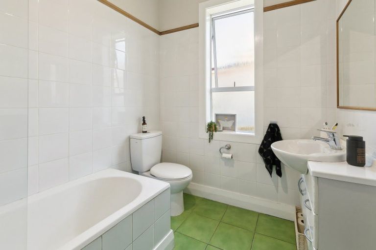 Photo of property in 34 Duthie Street, Karori, Wellington, 6012