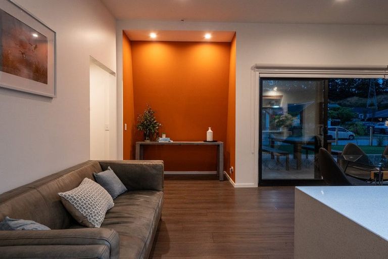 Photo of property in 14 Cumberland Road, Lower Shotover, Queenstown, 9304