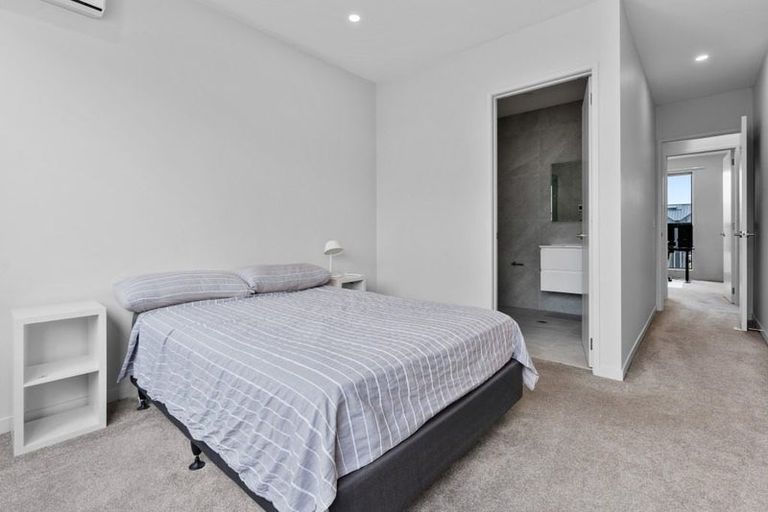 Photo of property in 79 Tarapuka Road, Westgate, Auckland, 0814