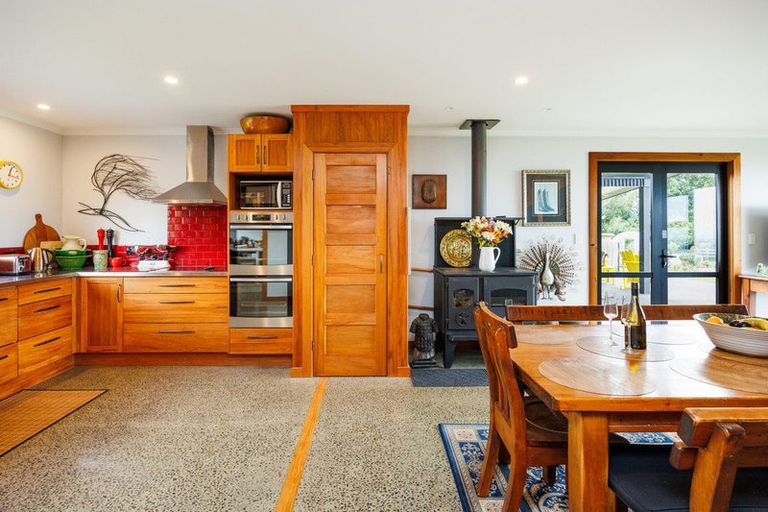 Photo of property in 407 Mount Curl Road, Hunterville, 4784